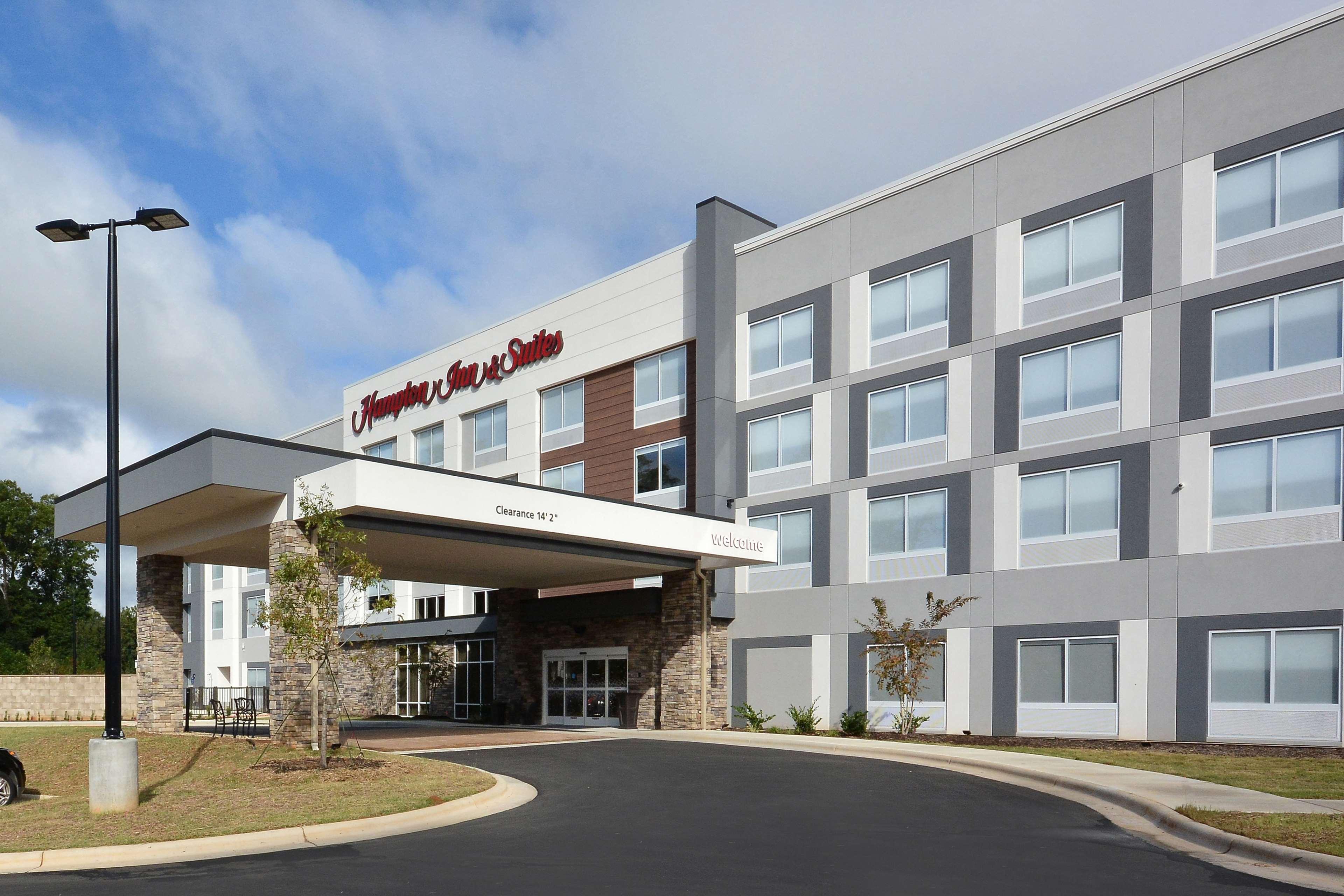 Hampton Inn & Suites Charlotte North I 485 Экстерьер фото