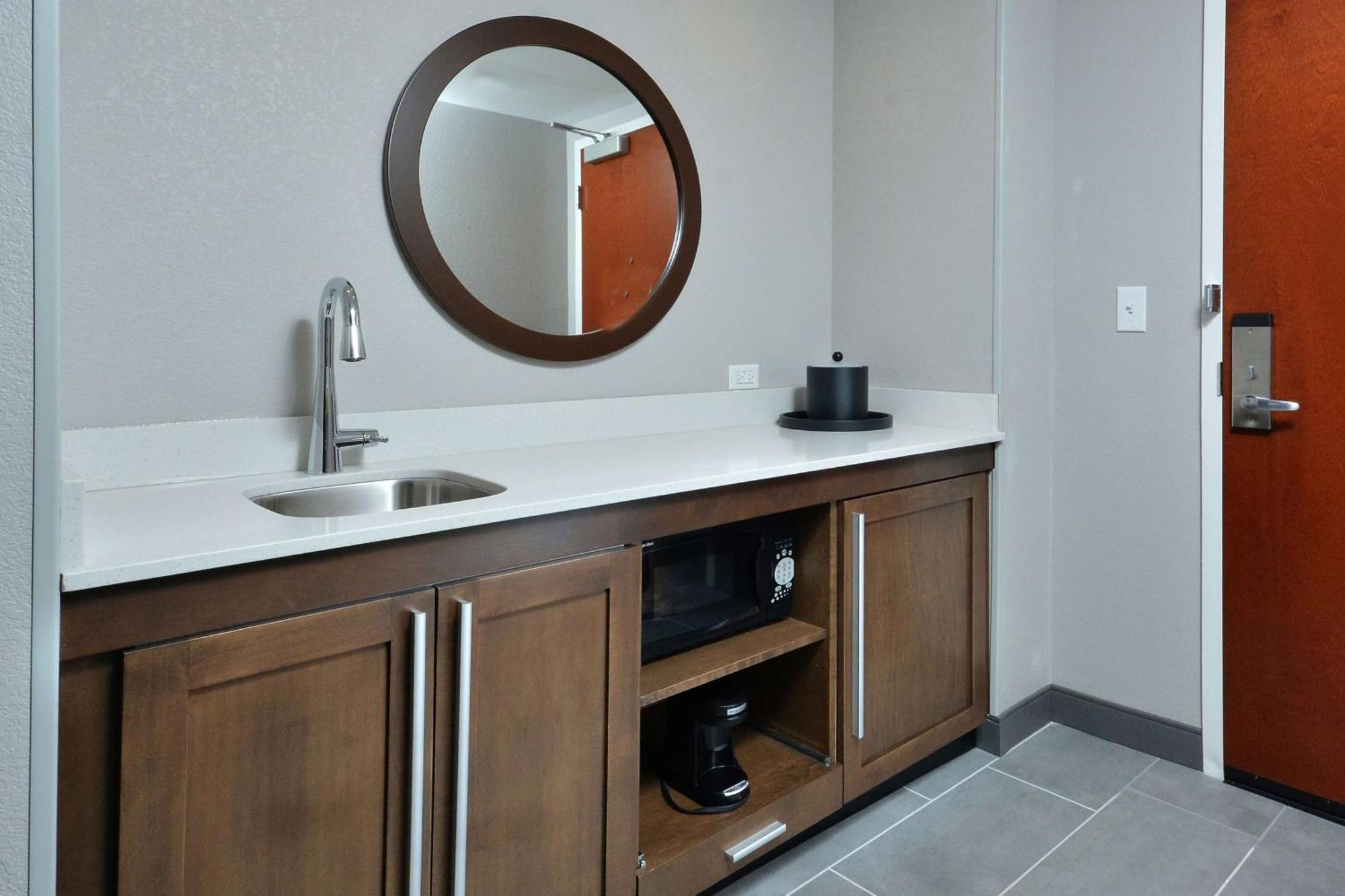 Hampton Inn & Suites Charlotte North I 485 Экстерьер фото